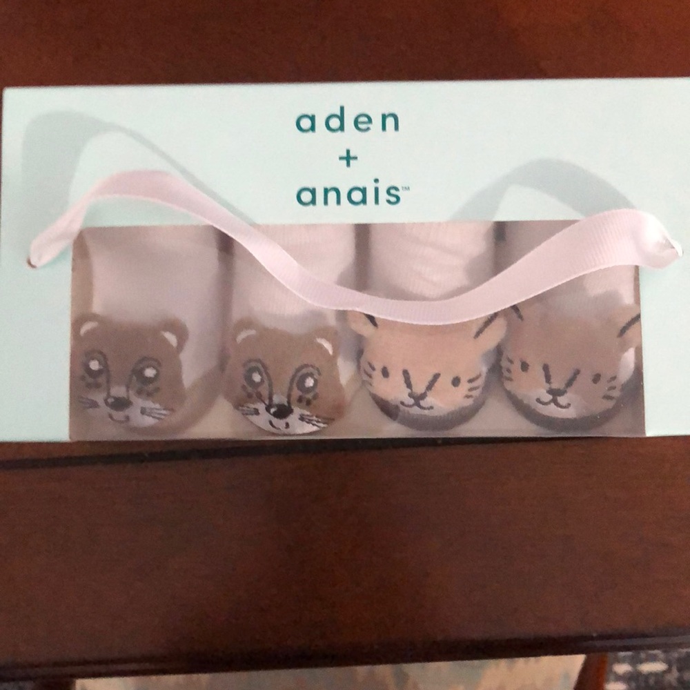 COPY - Aden & anis rattle booties